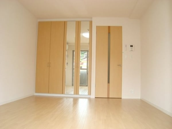 居室・リビング(別号室)