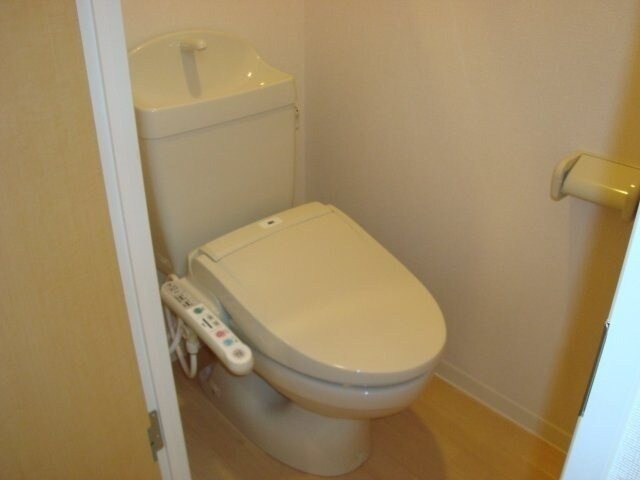 物件内観写真10　(別号室)