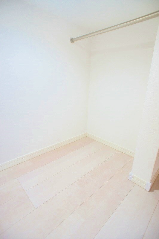 物件内観写真8　(別号室)