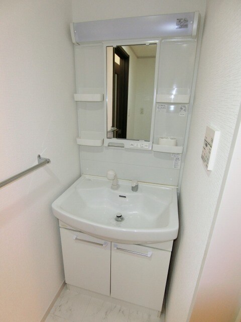 物件内観写真9　(別号室)