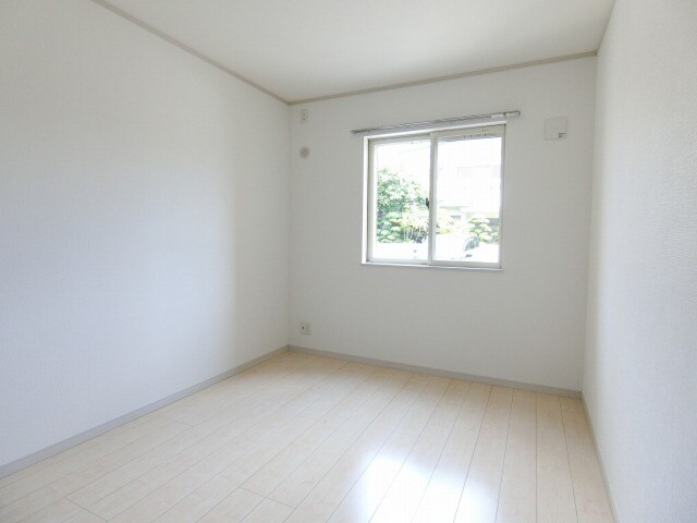 物件内観写真11　(別号室)