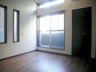 物件内観写真12　(別号室)