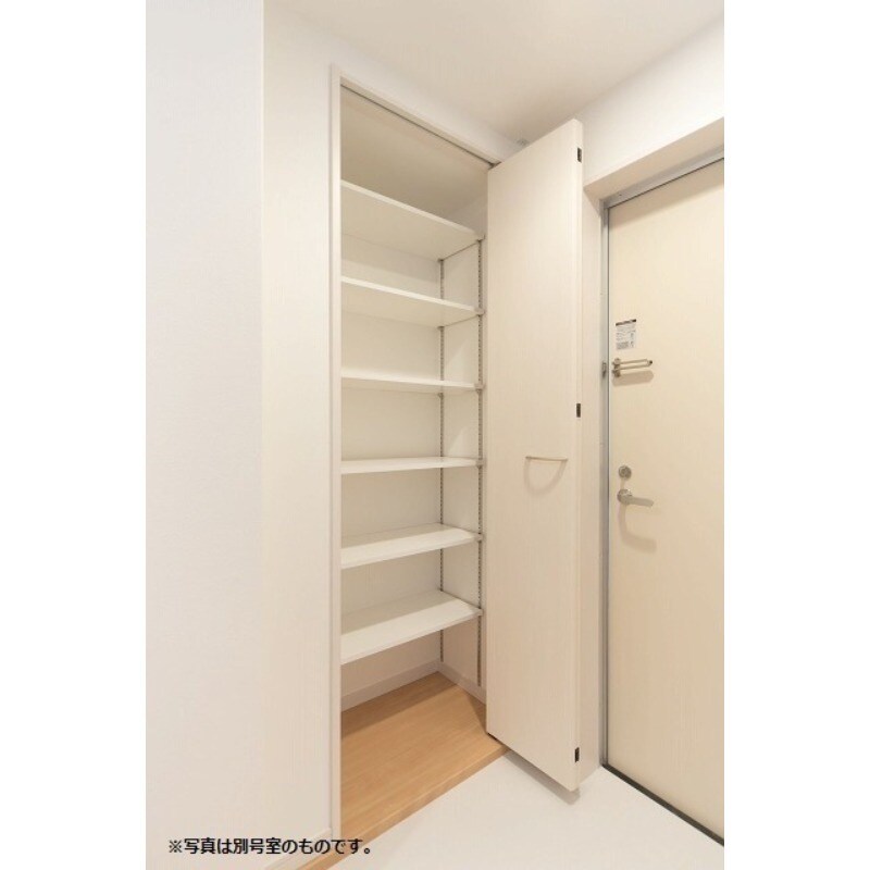 物件内観写真2　(同型イメージ)