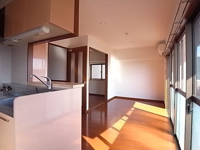 物件内観写真5　(別号室)