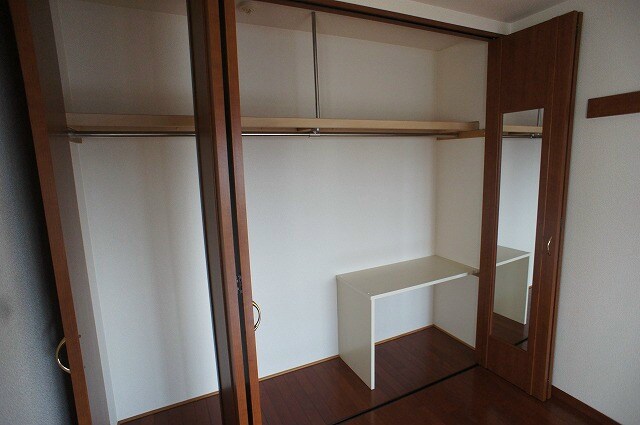 物件内観写真10　(別号室)