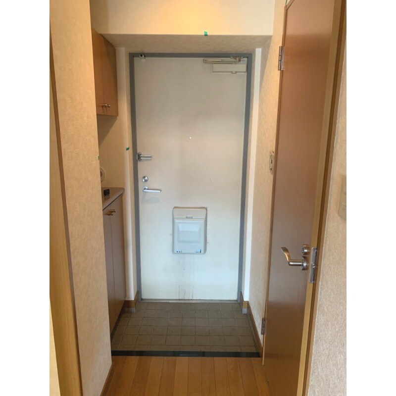 物件内観写真2　(別号室)