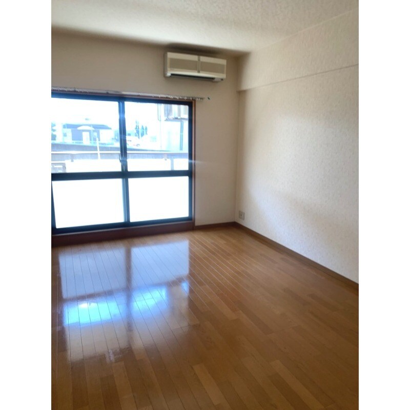 物件内観写真3　(別号室)