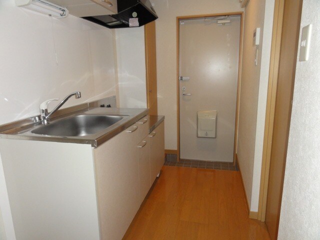 物件内観写真4　(別号室)