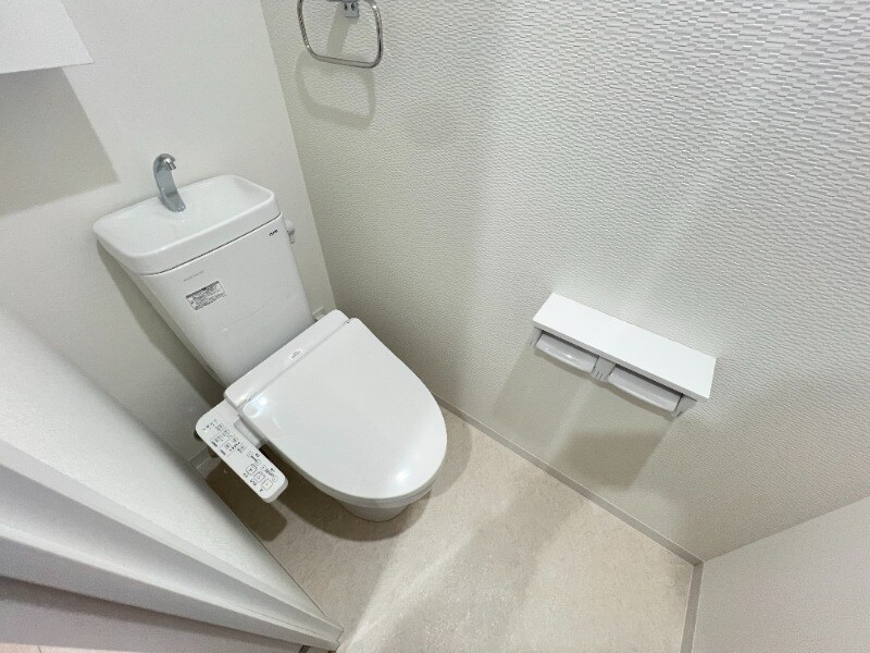 物件内観写真10　(802号室写真使用)