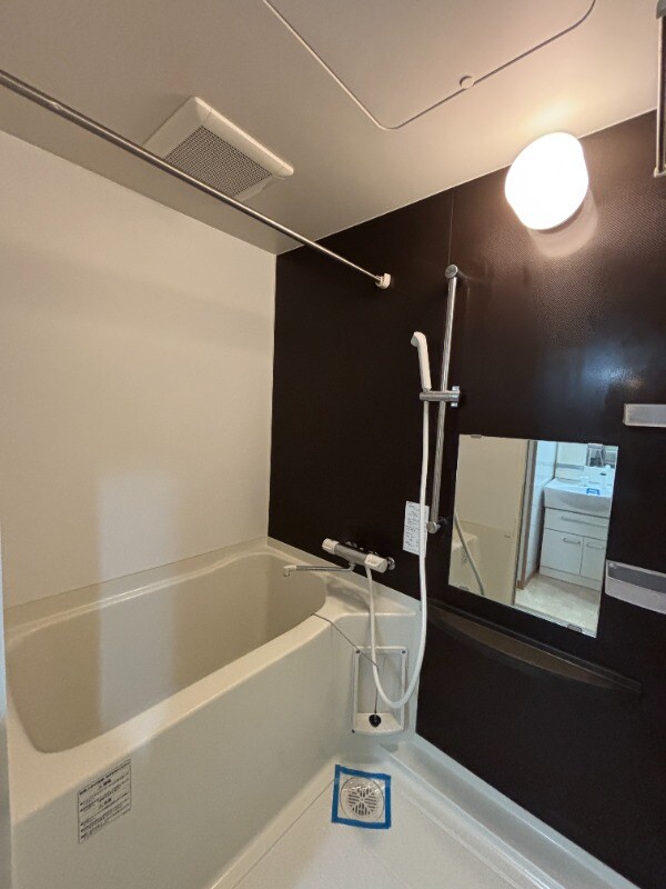 物件内観写真8　(別号室)