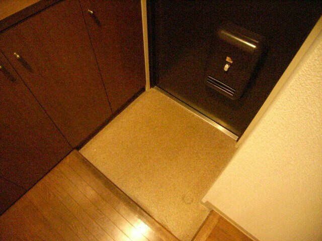 物件内観写真8　(別号室)