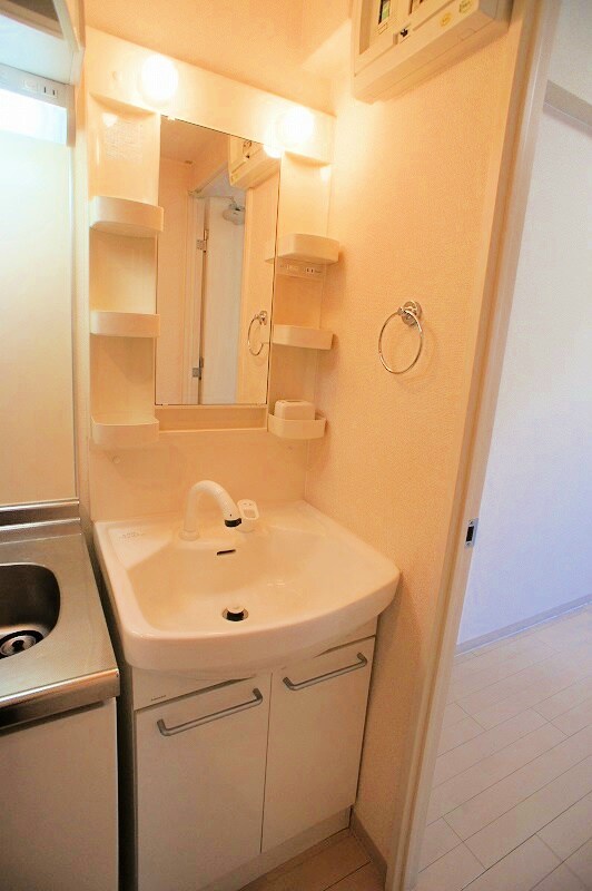 物件内観写真3　(同型イメージ)