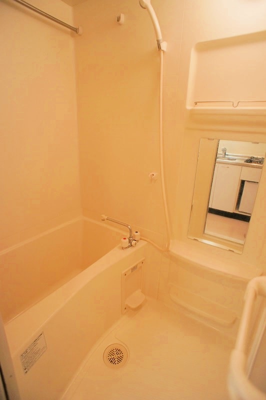 物件内観写真5　(同型イメージ)