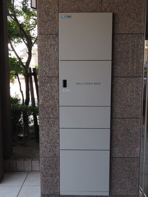 物件外観写真3　(ロビー)