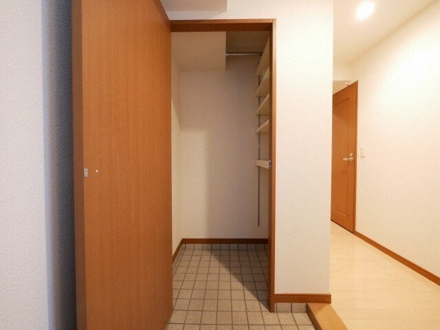 物件内観写真4　(別号室イメージ)