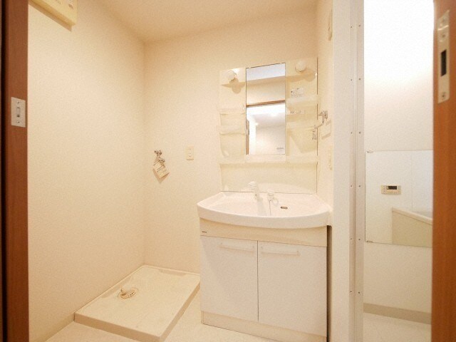 物件内観写真11　(別号室イメージ)