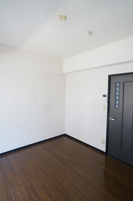 物件内観写真3　(別号室イメージ)