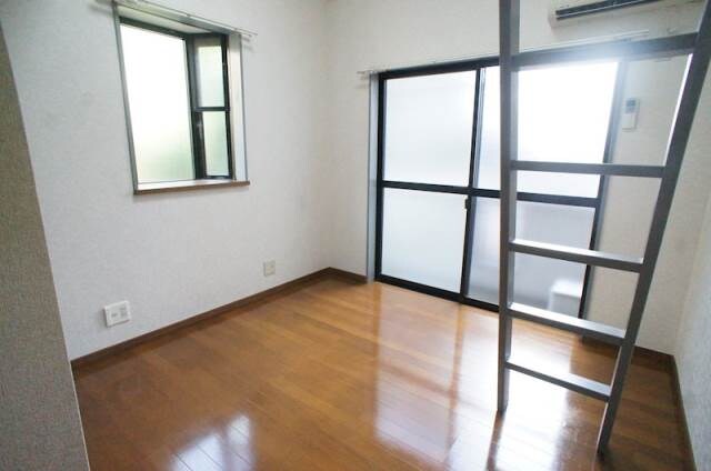 物件内観写真5　(別号室イメージ)