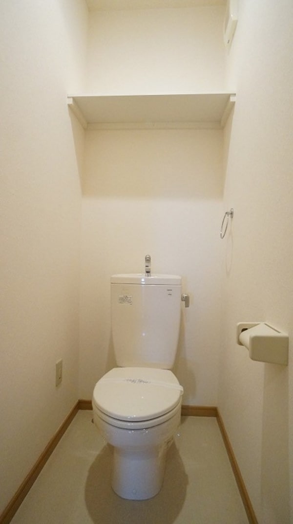 トイレ(別号室)