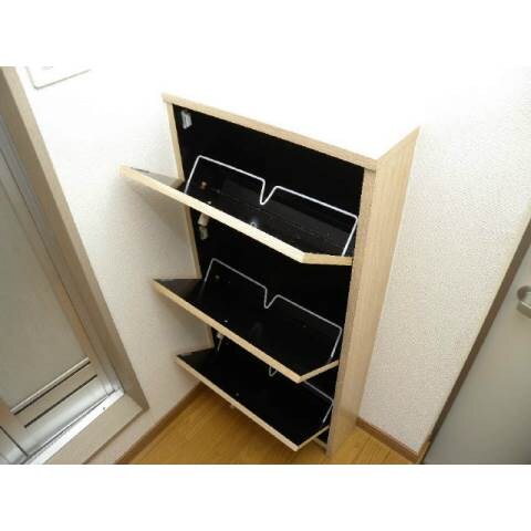 物件内観写真12　(101号室の写真使用)