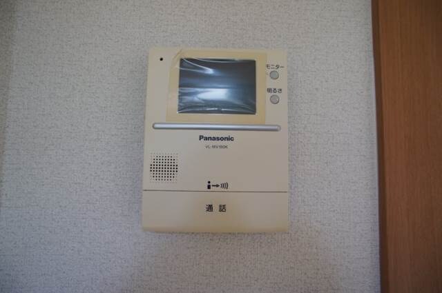 物件内観写真13　(101号室の写真使用)