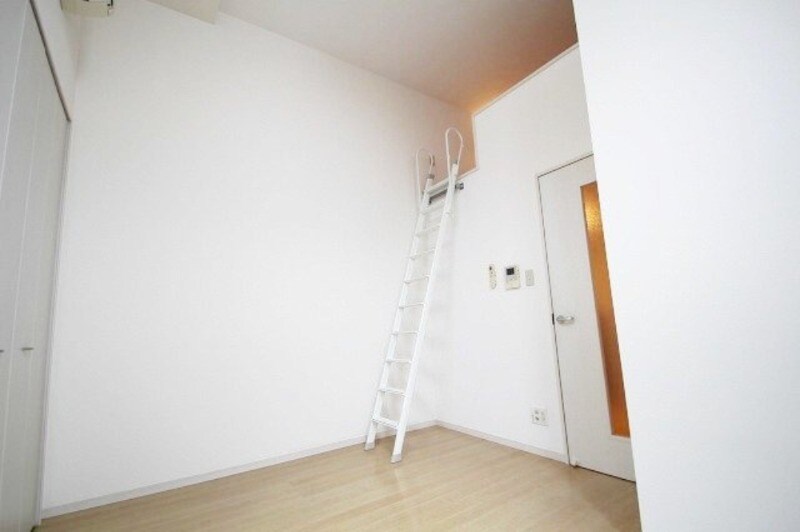 物件内観写真3　(同型イメージ)