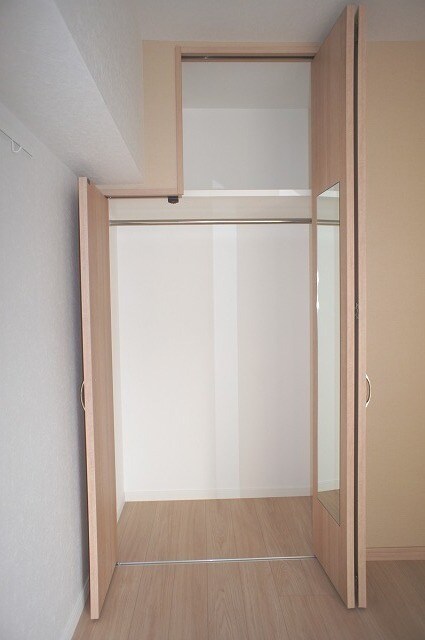 物件内観写真12　(別号室)