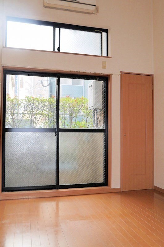 物件内観写真8　(別号室)