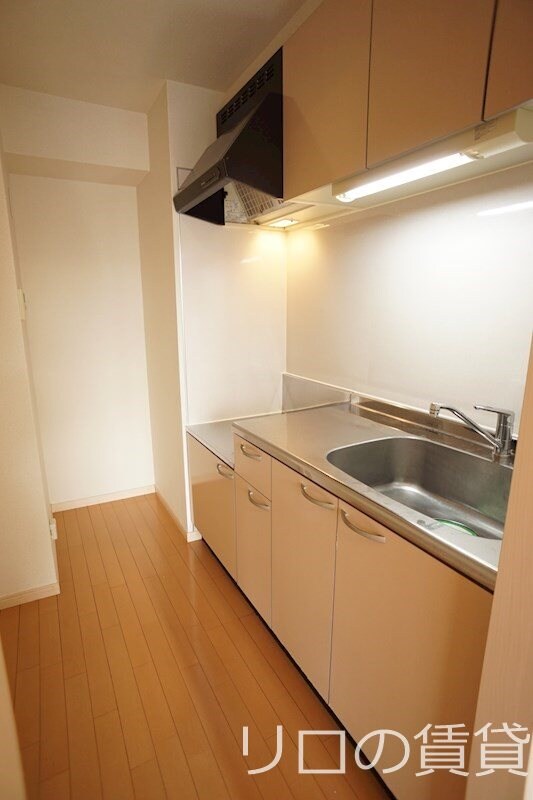 物件内観写真2　(別号室)