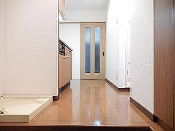 物件内観写真2　(別号室)