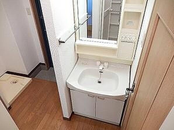 物件内観写真12　(別号室)