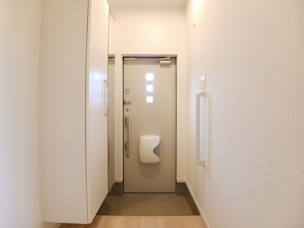 玄関(同型イメージ)