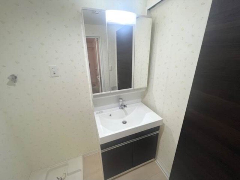 物件内観写真11　(別号室)