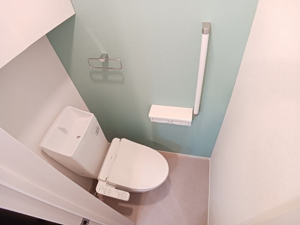 トイレ(同型イメージ)