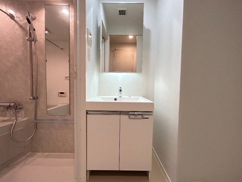 物件内観写真3　(同型タイプ)