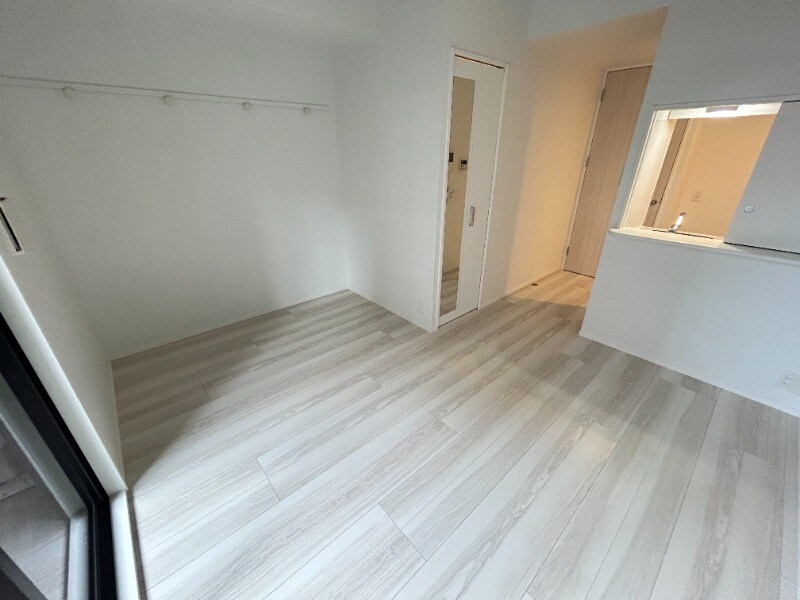 物件内観写真4　(同型タイプ)