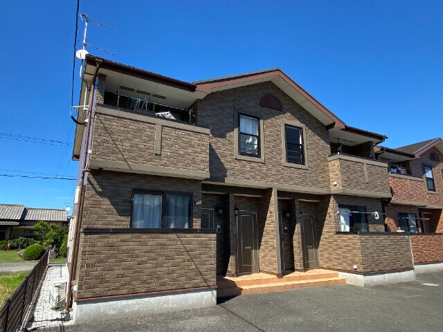 物件外観写真2　(エントランス)