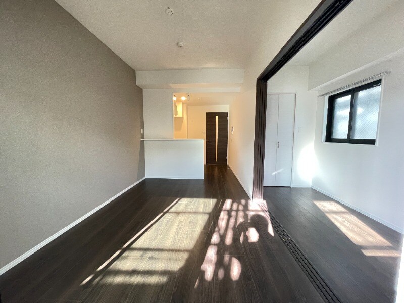 物件内観写真3　(別号室写真)