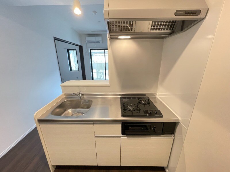 物件内観写真4　(別号室写真)