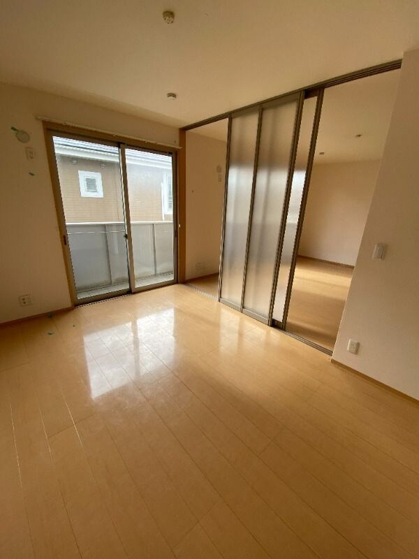 物件内観写真11　(別号室)