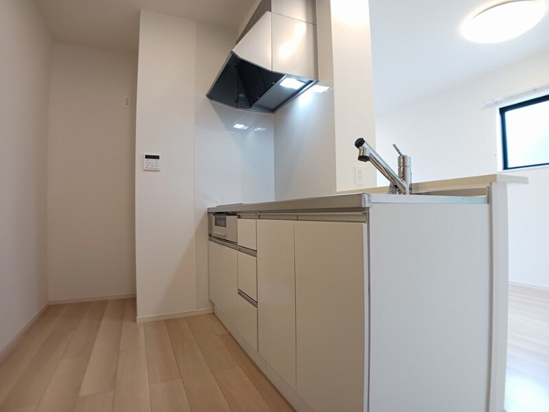 物件内観写真4　(同型イメージ)