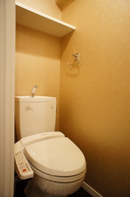 物件内観写真12　(別号室)