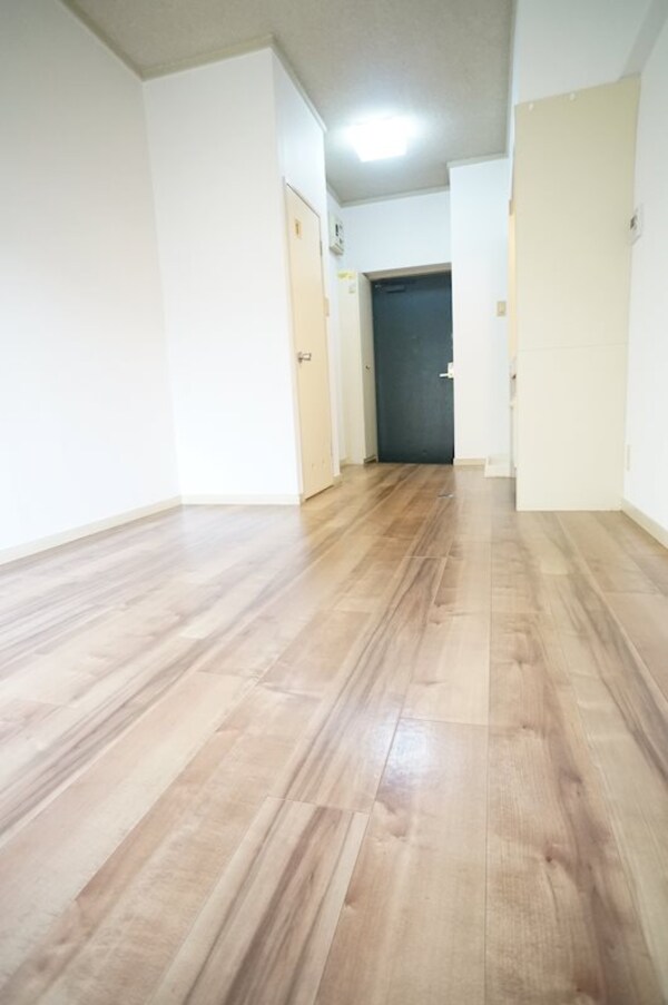 居室・リビング(別号室イメージ)