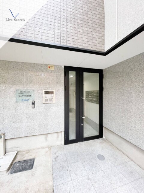 物件外観写真2　(ロビー)