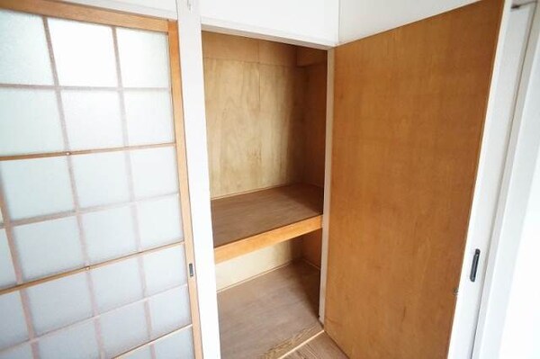 収納(別号室)
