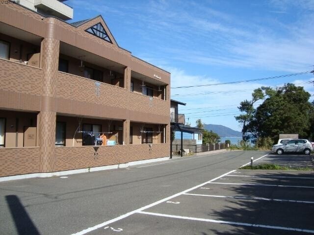 物件外観写真1　(外観)