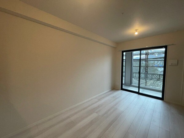 物件内観写真3　(別号室)