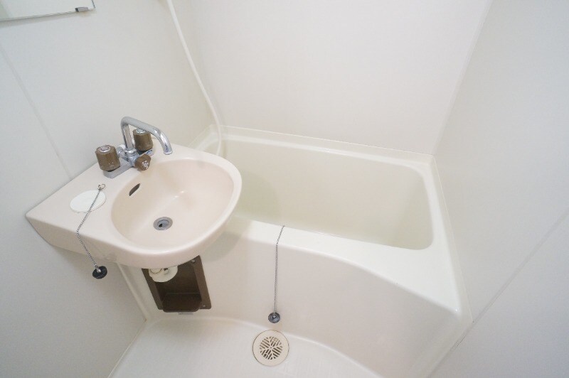 物件内観写真8　(別号室)