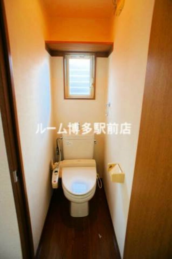 トイレ(別号室)