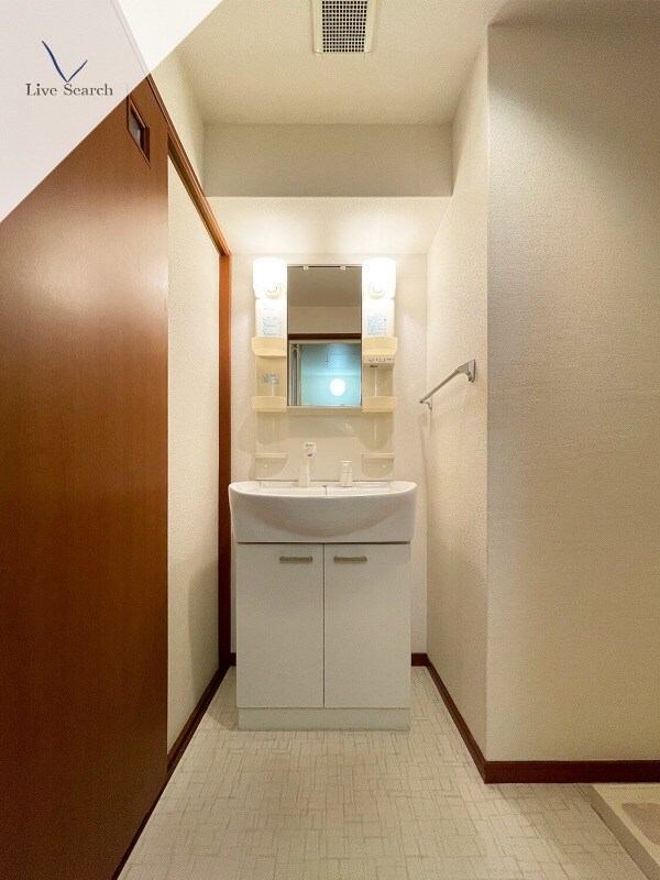 物件内観写真12　(別号室)